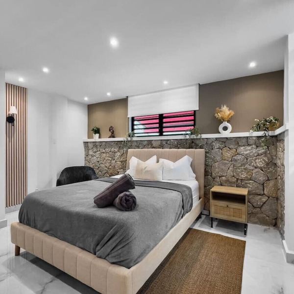 Hyde Park #2 | Comfy Apt W/Parking @ San Juan