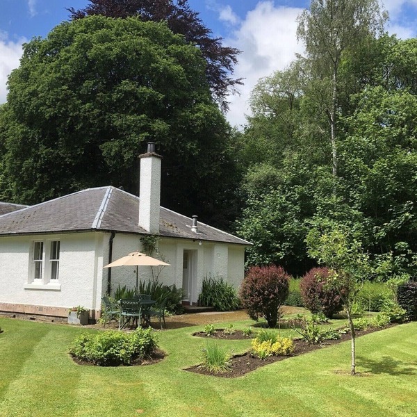 Ideal location on the border between Perthshire and Angus.