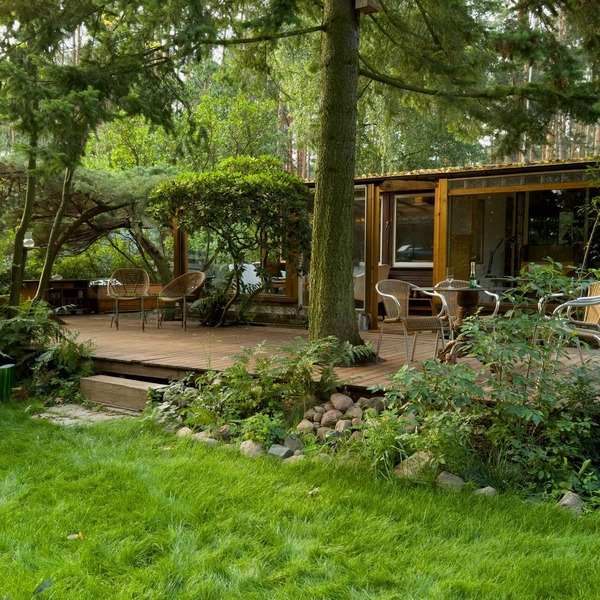 Idyllisches Refugium am See mit Eigenem Garten für Erholung und Arbeit