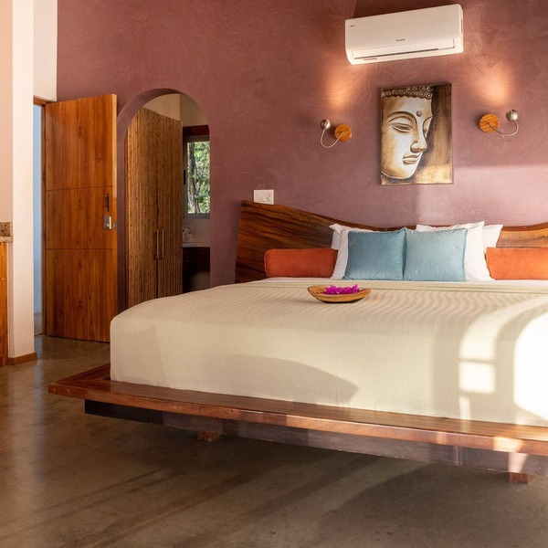 Iluminar Beachfront Suite
