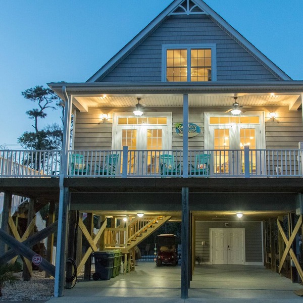 Immaculate, 4 Bedrooms/4 Bath, w/Pool, Exterior Elevator and Golf Cart