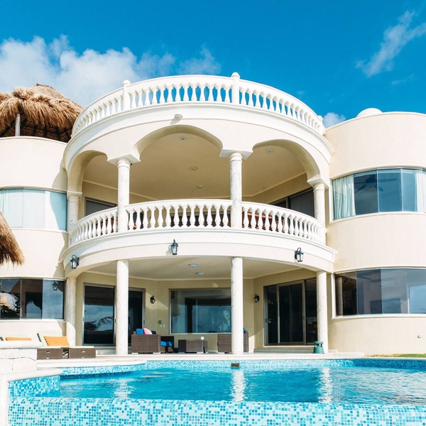 Immaculate Oceanfront Villa/10 min. from Tulum/Gated Street
