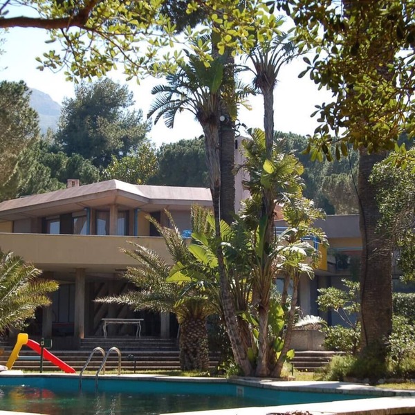 Independent studio apt in elegant Villa in Mondello (Palermo-Italy), beachfront
