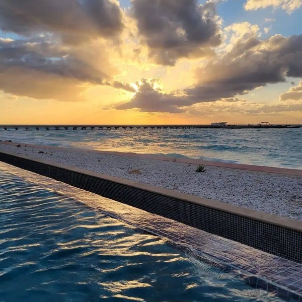 Infinity Pool Access 2/2 Bimini Bay Resort Condo, Golf Carts Optional