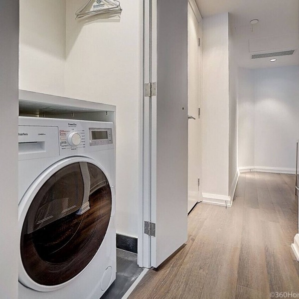 Instant Suites -Stunning Designer Studio Yorkville