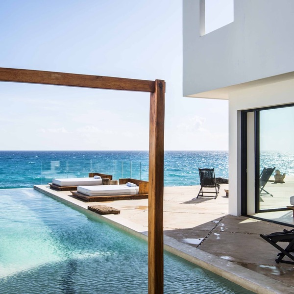 Intoxicating Ocean Views! 4-6 bedrooms