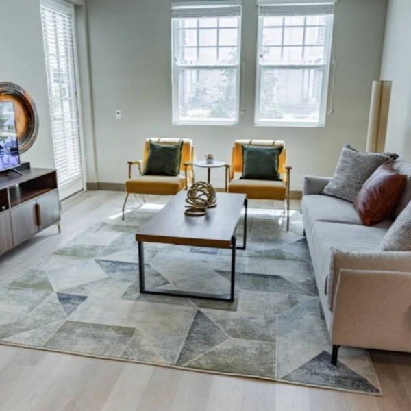 Inviting 3BR Bayswater Condo for a Peaceful Stay