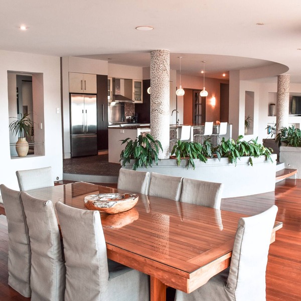 IRO LUXURY RETREAT - Panoramic views with absolute privacy