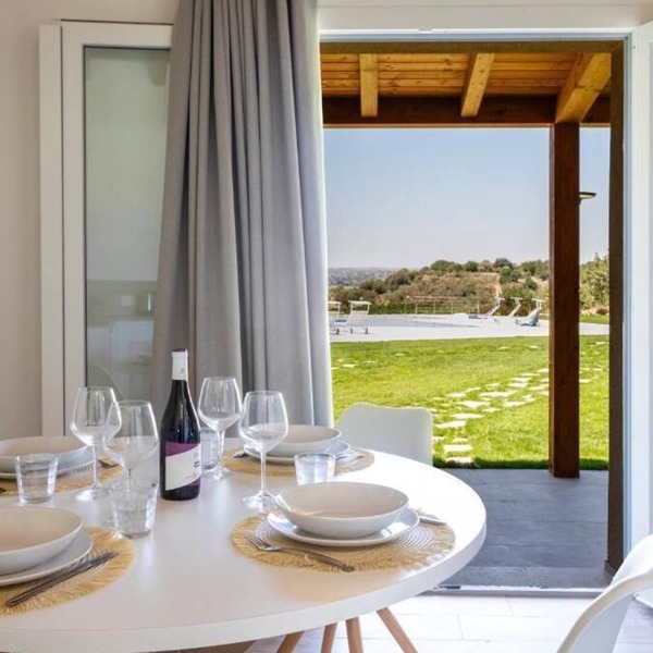 ISULA TRAVEL - Panoramic Relax Lodges