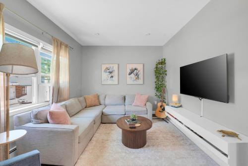 Jersey Haven NYC Next Door - Single car FREE PARKING