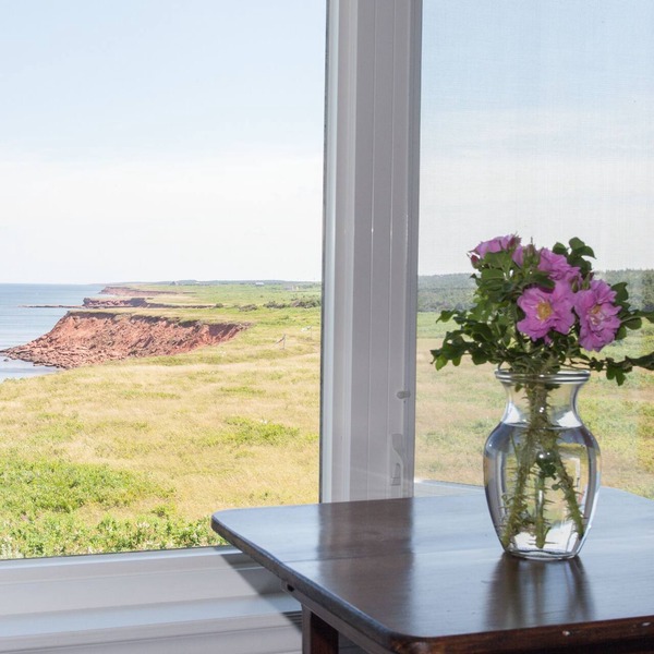 Johnson Shore Inn