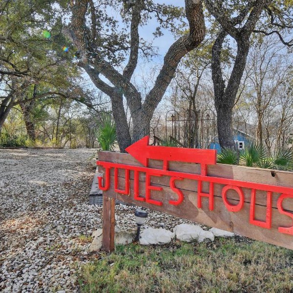 Jules House