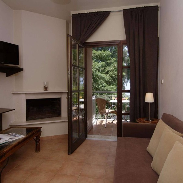 Junior suite first floor for 2 adults+1 child - sea view #4