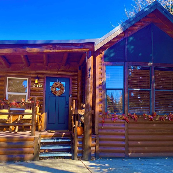 Just listed "Ullr's Hideaway" 2 bedroom Chalet 5 min to Breckenridge