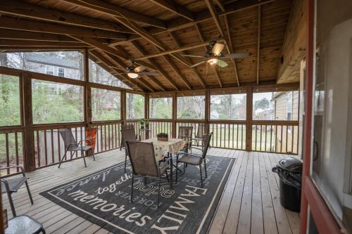 K & C Mountain View Cottage