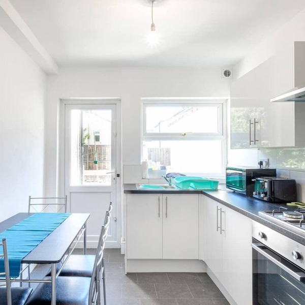 Karah Suites - Lansdown Road
