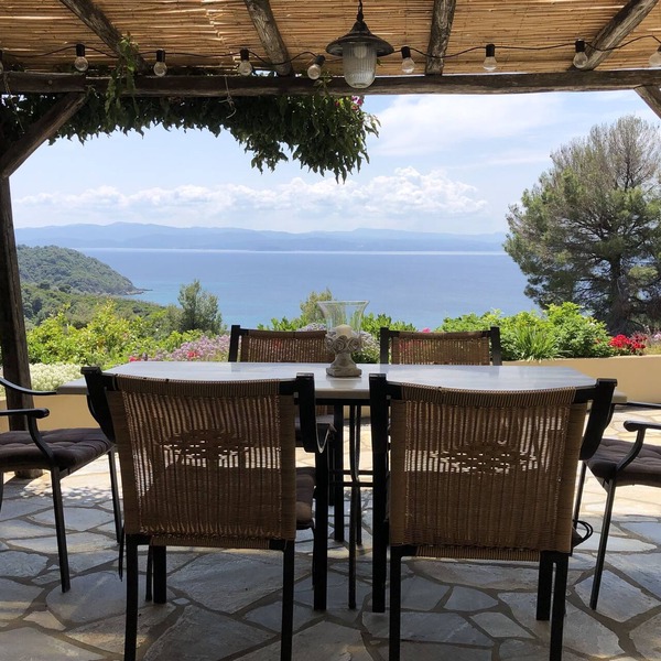 Karavotsakisma Studio & Villa accommodation with Pool.