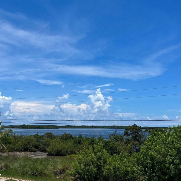 Key Largo, Paradise! Single family second floor home with gorgeous views.