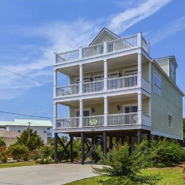 Key Lime Pie! 8 bed/7bath/3rd Row/Short Walk to Beach!