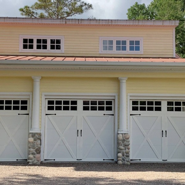 Key West Style Cottage on 2.5 Acre Estate (Secluded)- Very quiet -Tarpon Springs