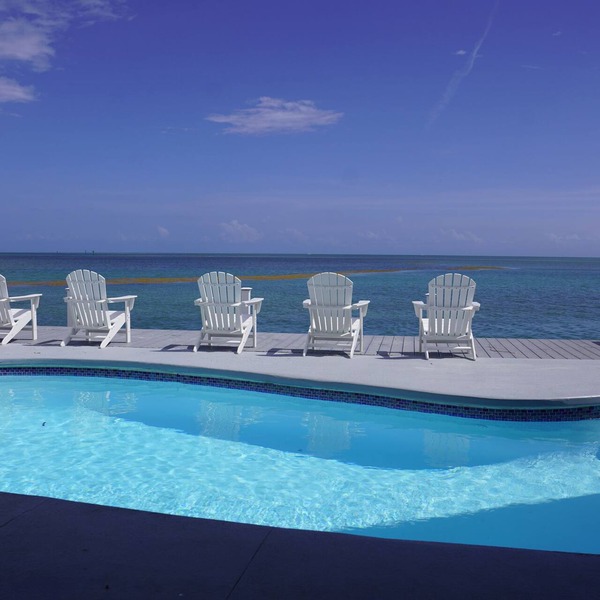 Keys Oceanfront Oasis 4BR, 3.5 Bath Pool Home in Marathon. Amazing views