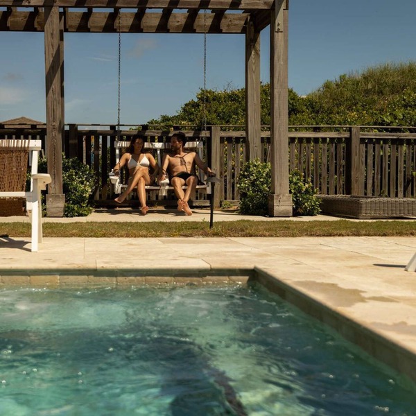 King Suite on the Outer Banks + Restaurants & Spa