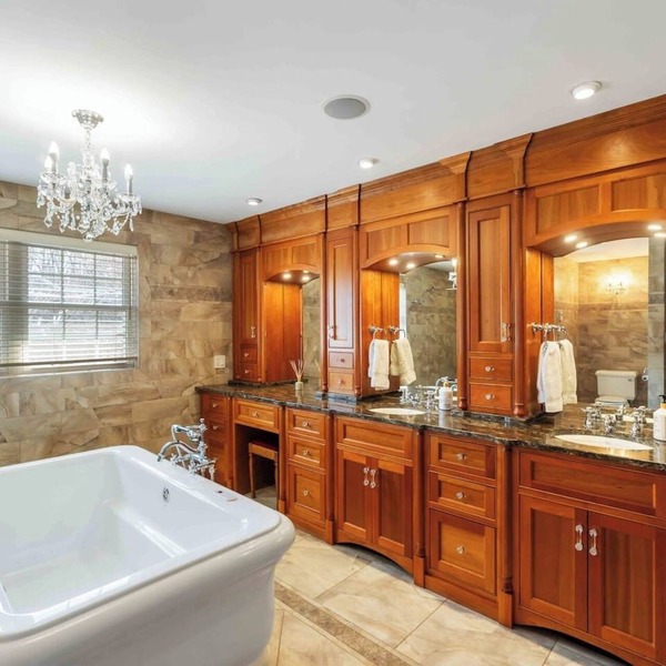 Kingston Private Executive Living Residence