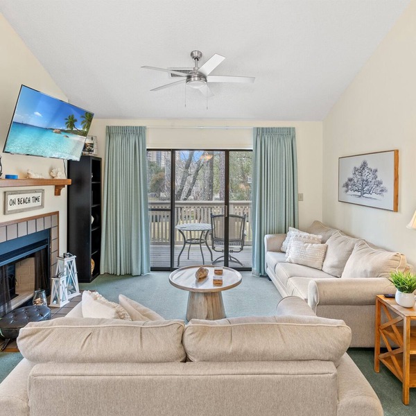 Kingston WHP 21D 2nd floor Villa w/pool/beach