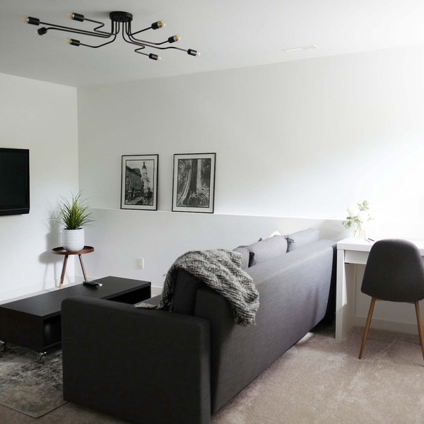 Kitsilano Modern Comfort - Spacious 1 bedroom in quiet tree lined neighbourhood