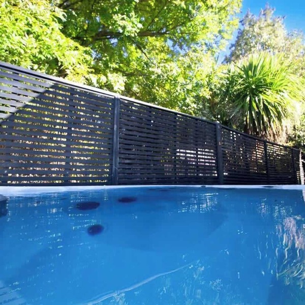 - Kiwi Batch - Easy Walk To Town - Hot Tub -