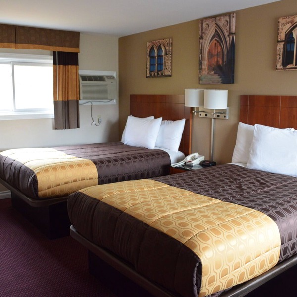 Knights Inn Arnprior