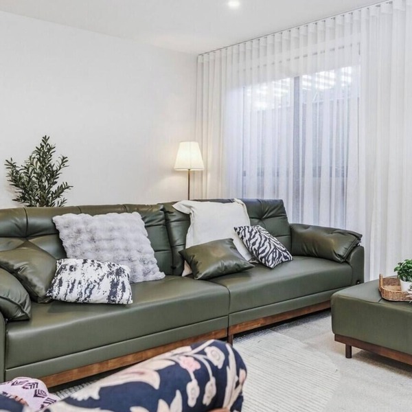 KozyGuru | Cobbitty | Modern Family Retreat