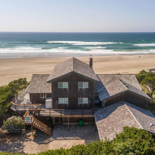 Kraken's Candle Beachfront Home