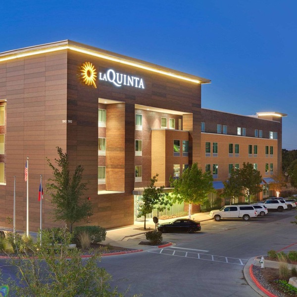 La Quinta Inn & Suites by Wyndham Lakeway