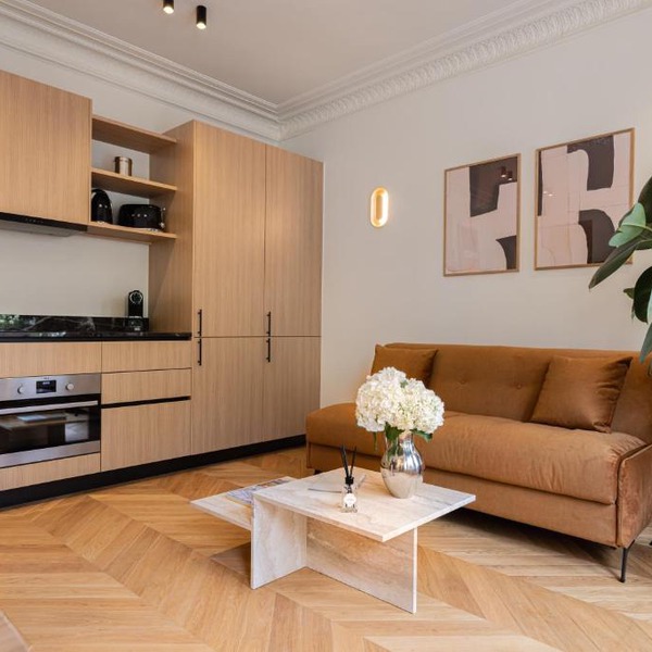 La Suite - Voltaire I - 1 bedroom with AC