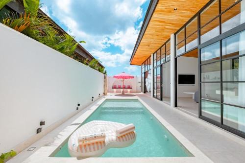 LA VIE Uluwatu - Deluxe 2 Bedroom Villa with Pool