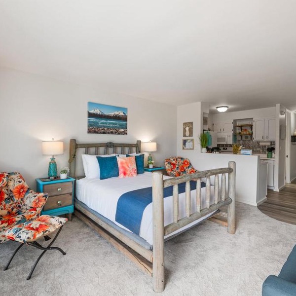 Lahaina Shores Beach Resort 206