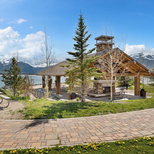 Lake Cliffe #303, Building E By Summit County Mountain Retreats