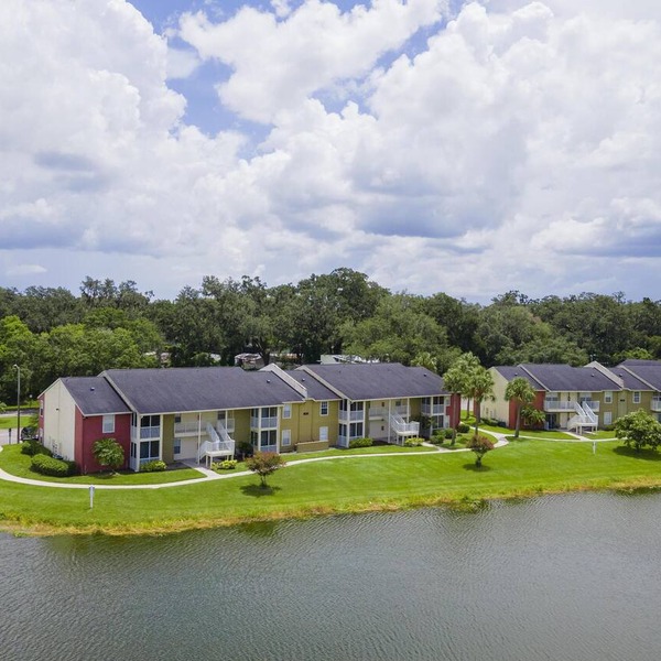 Lake Front - Ground Level - 2 bedroom 2 bath