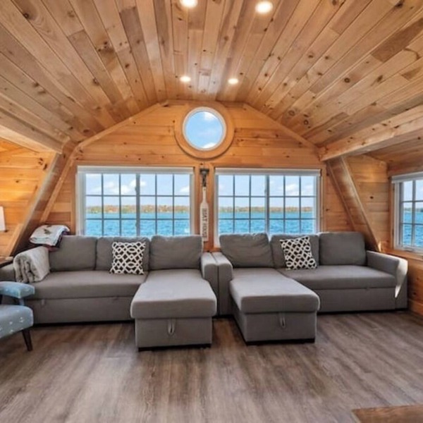 Lake Muskoka Waterfront, Private, Close to Town