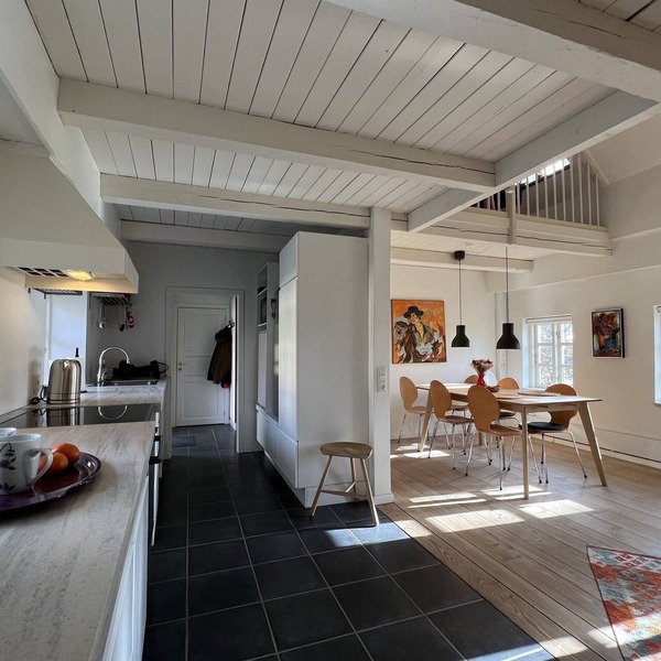 Lake View Apartment