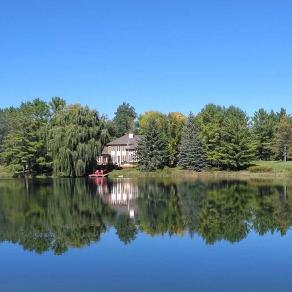 Lake View Resort-style apartment