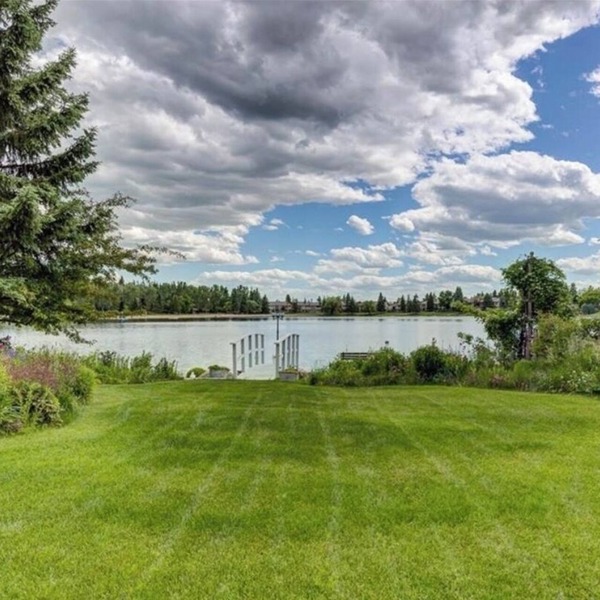 Lakefront 6BR home w/dock, hot tub, games, sleeps 16—perfect for families!