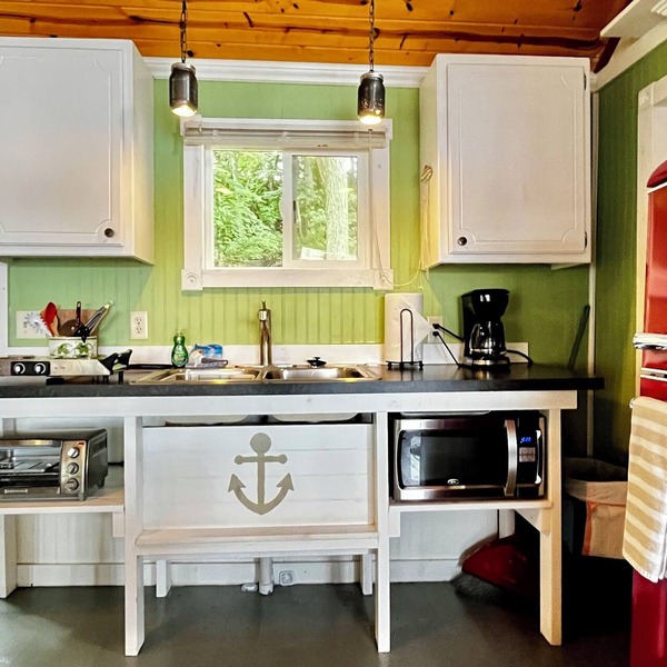 Lakefront Cabin w/Dock & Kayaks, Perfect Summer Stay Northwood Creek - Cabin 7