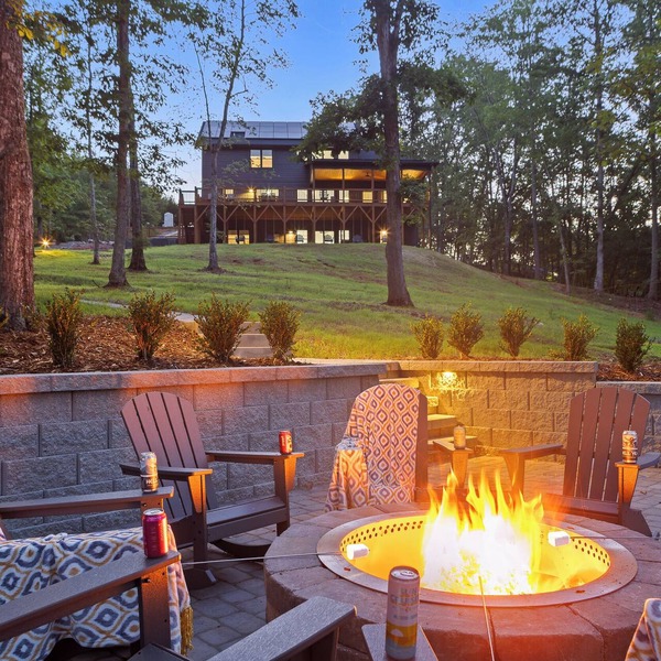 Lakefront Luxury - Pickleball · Dock · Hot Tub