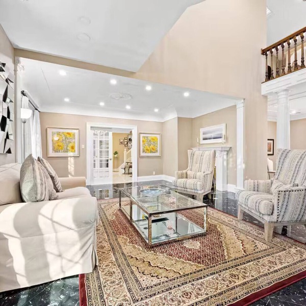 Lakefront Mansion ~Views ~Games ~Patio ~Pool Table