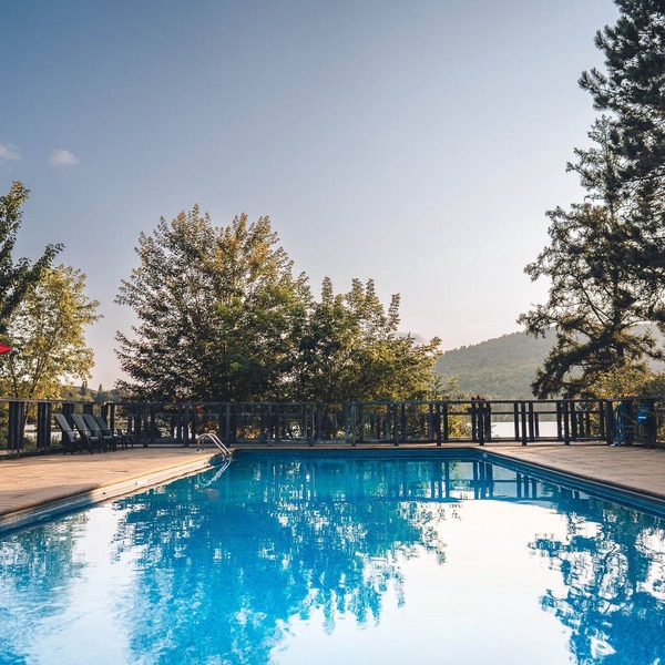 Lakefront, Mountain View - Resort Loft