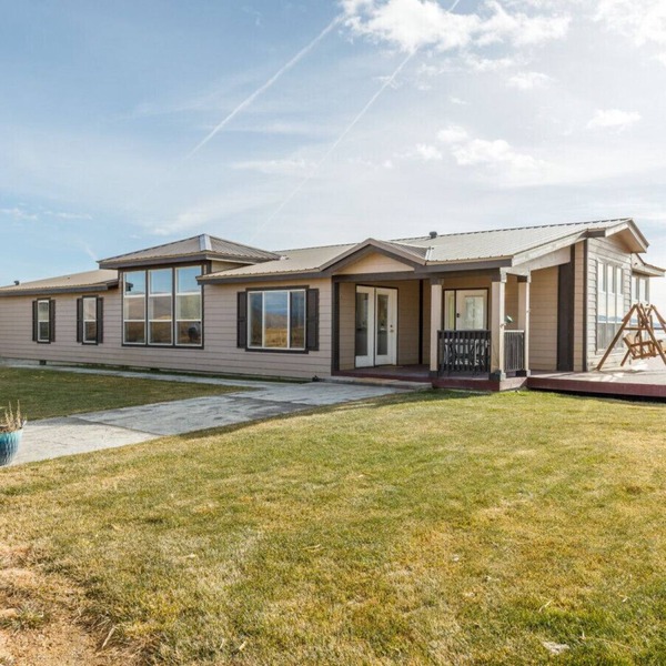 Lakefront Retreat; An Unmatched Private Escape With Acres of Seclusion!