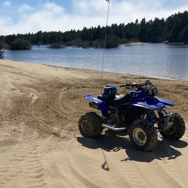 Lakeside Dune Getaway-direct dune access and the lake is just two blocks away!