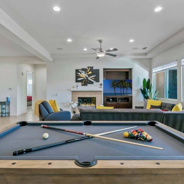 Lakeside Escape: Game Room W/AC